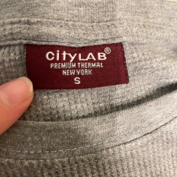 Grey undershirt city lab - Picture 3 of 3